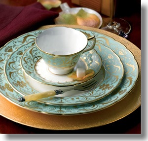 Royal Crown Derby Darley Abbey Rim Soup Plate 8.5