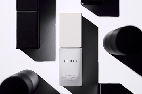 THREE バランシング バリア ブライトニング セラム | 美容液・オイル