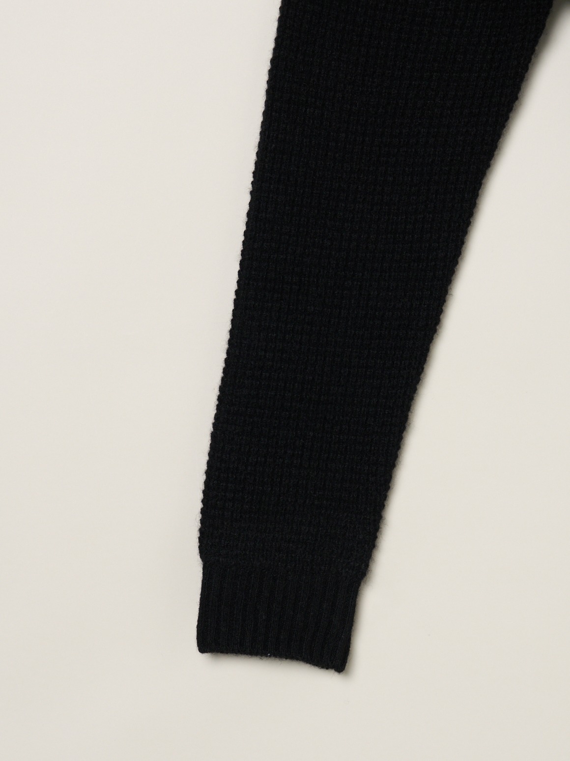 Men's cashmere zip up parka｜スリードッツ オフィシャルオンライン