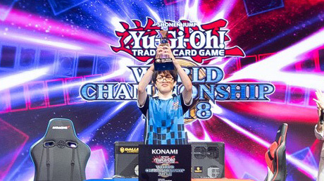 濱田貴大さんが「遊戯王ワールドチャンピオンシップ2018」デュエル