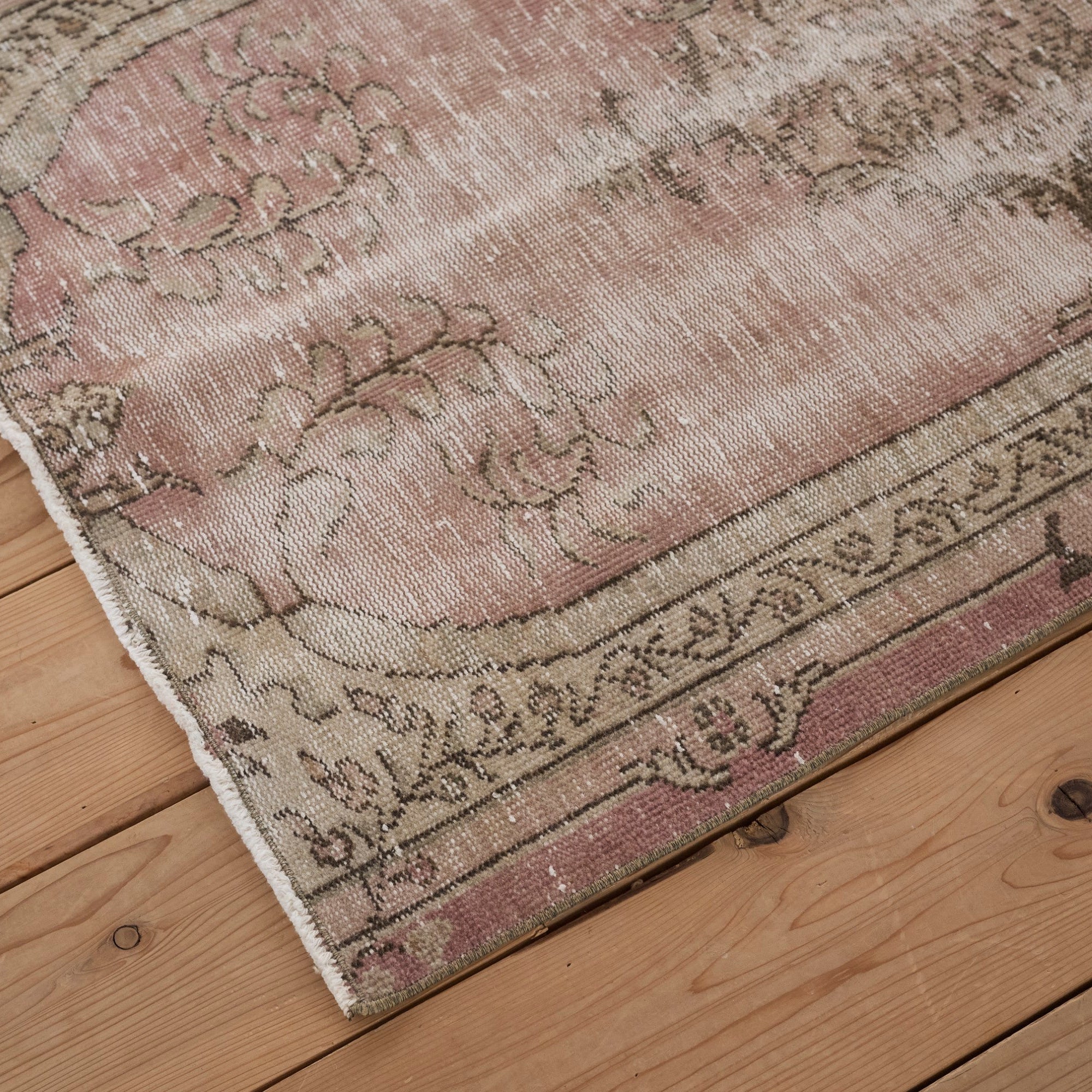 ヴィンテージラグ | トルコ・イスパルタ No.07 | 赤色 | 149 × 97 – tiflo