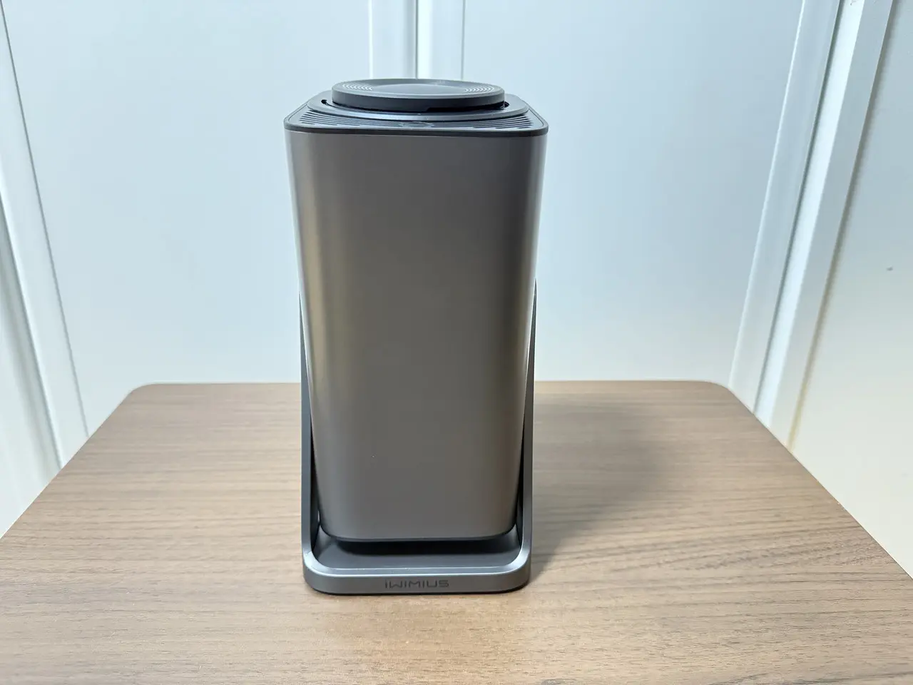 iWiMiUS S29』レビュー、750ANSIルーメン対応、Netflix公式ライセンス