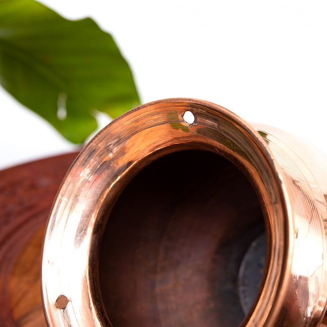 コック付きシロダーラ[高さ：約16cm x 横幅：約12cm 容量：約700ml程度