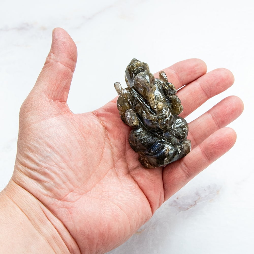 一点物・天然石】手彫りのラブラドリイッティ・ガネーシャ