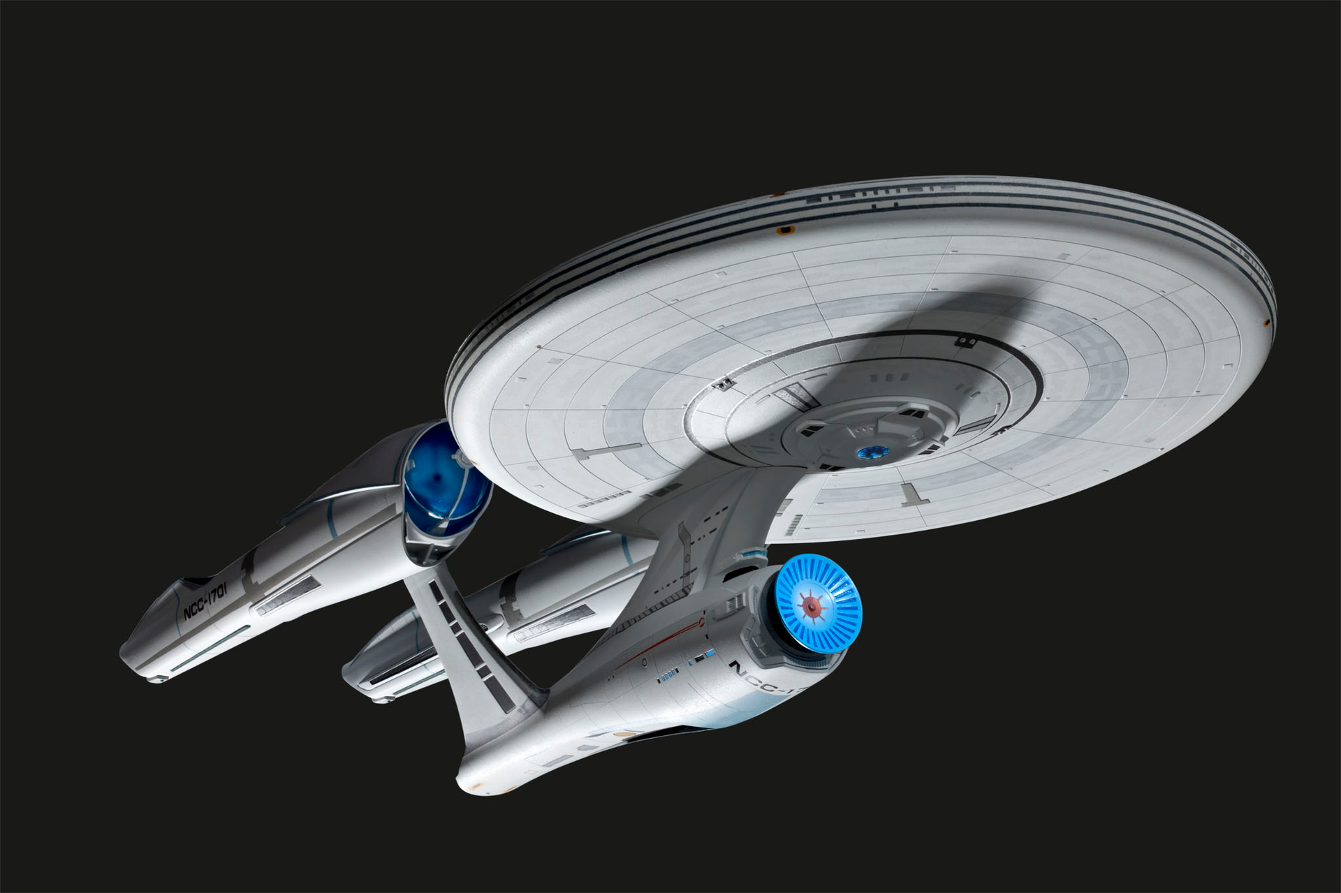 REVELL USS Enterprise NCC 1701 - STAR TREK Into Darkness 1:500