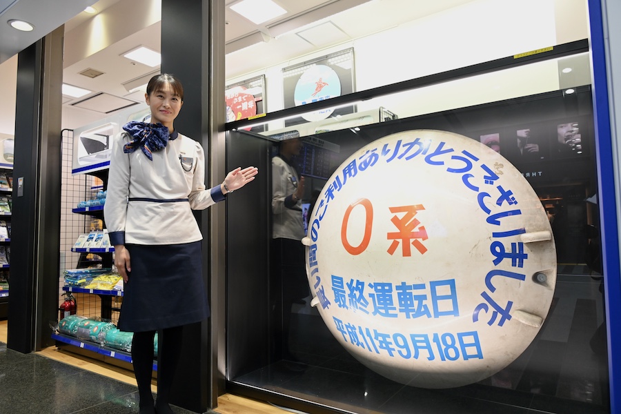 東海道新幹線品川駅に鉄道グッズ専門店、4月16日開業 パーサーが接客