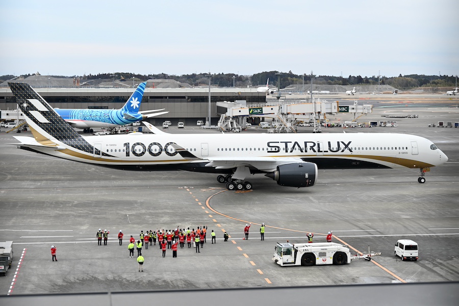 スターラックス航空、A350-1000就航 国際線の新旗艦機、初便は成田へ