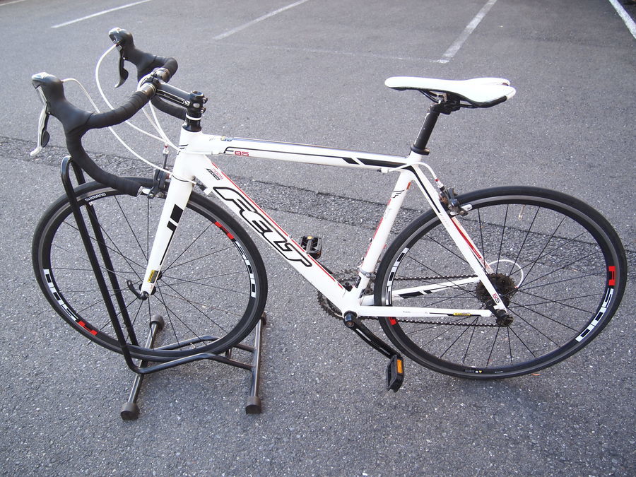 FELT(フェルト) ロードバイク 700×23C F85 ホワイト」入荷!!【大宮店