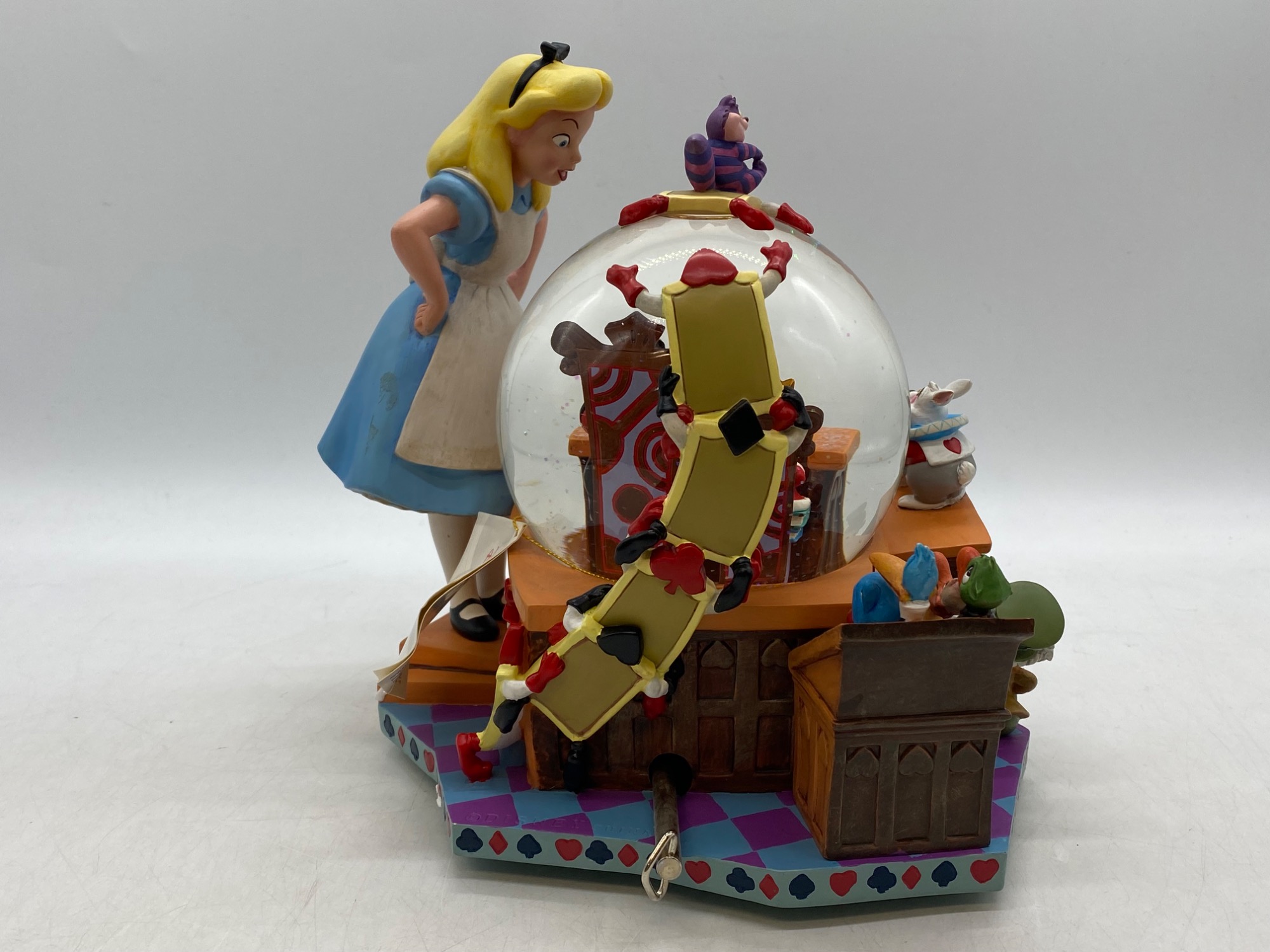 不思議の国のアリス『オルゴール付スノードーム』を買取入荷いたしまし