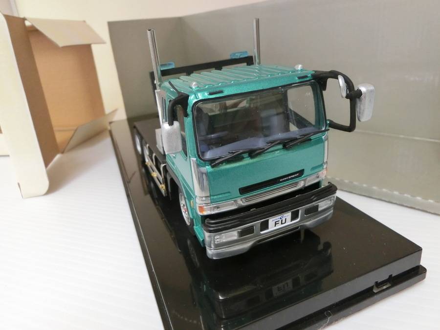 目に付く一品#2】三菱ふそうスーパーグレード【ダイキャストカー