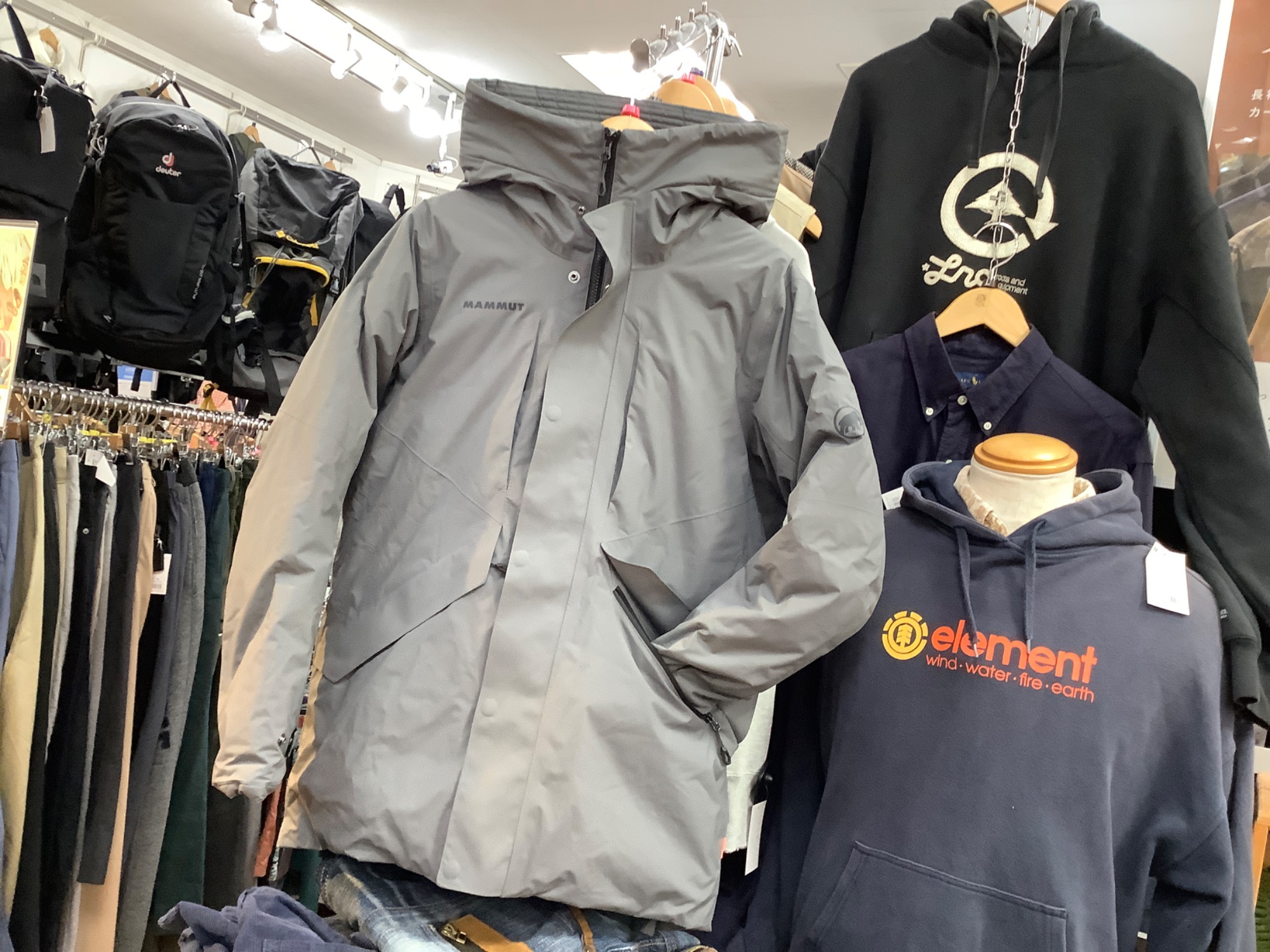 冬の準備はトレファクで！】MAMMUT（マムート）より フローバーグ