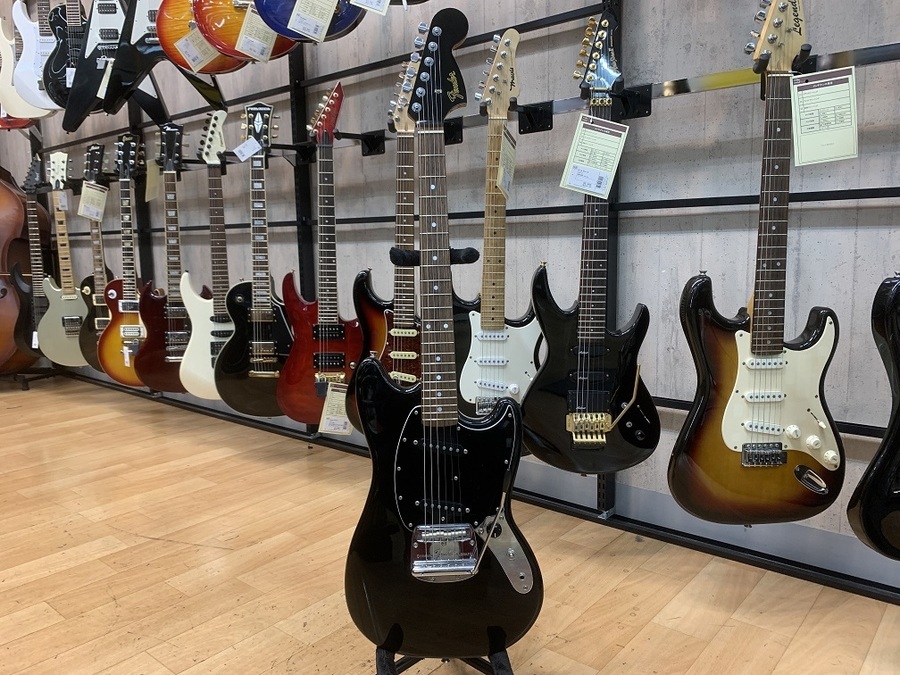 HYDE仕様！Fender Japan(フェンダージャパン)のMG69 MH DPが買取入荷