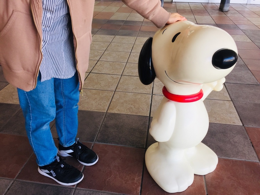 YUTAKA(ユタカ)のスヌーピー等身大フィギュアが入荷致しました！【中央