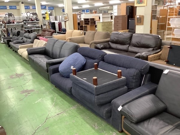 B-COMPANY（ビーカンパニー）のクールベレザーソファを買取入荷しま