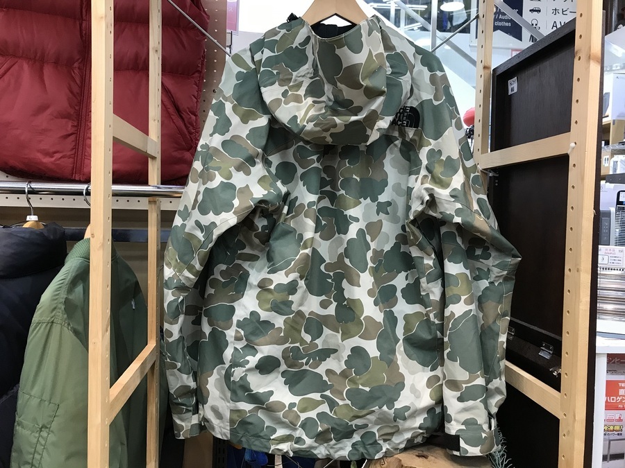 人気なタンカモフラージュ柄♪ THE NORTH FACE マウンテンジャケット