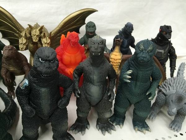 入荷速報!!「ゴジラ50周年メモリアルボックス」が入荷しました♪【浦和