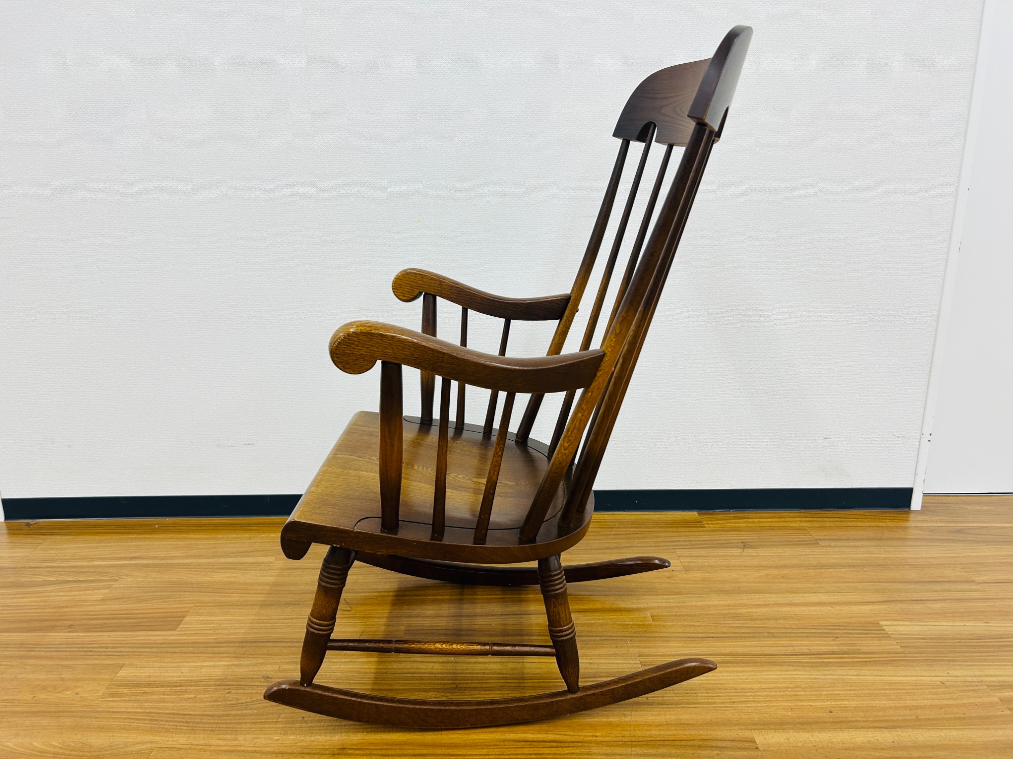 キツツキマーク】飛騨産業のロッキングチェア入荷いたしました！｜2024