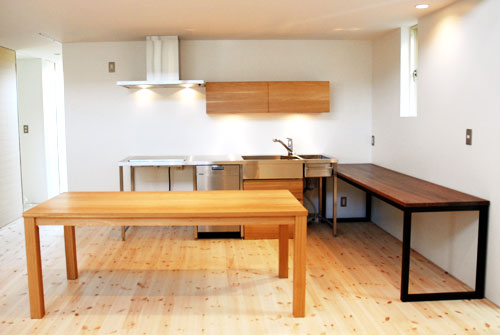 カウンターデスク ウォールナット無垢＆アイアン脚 巾2.4m c3029