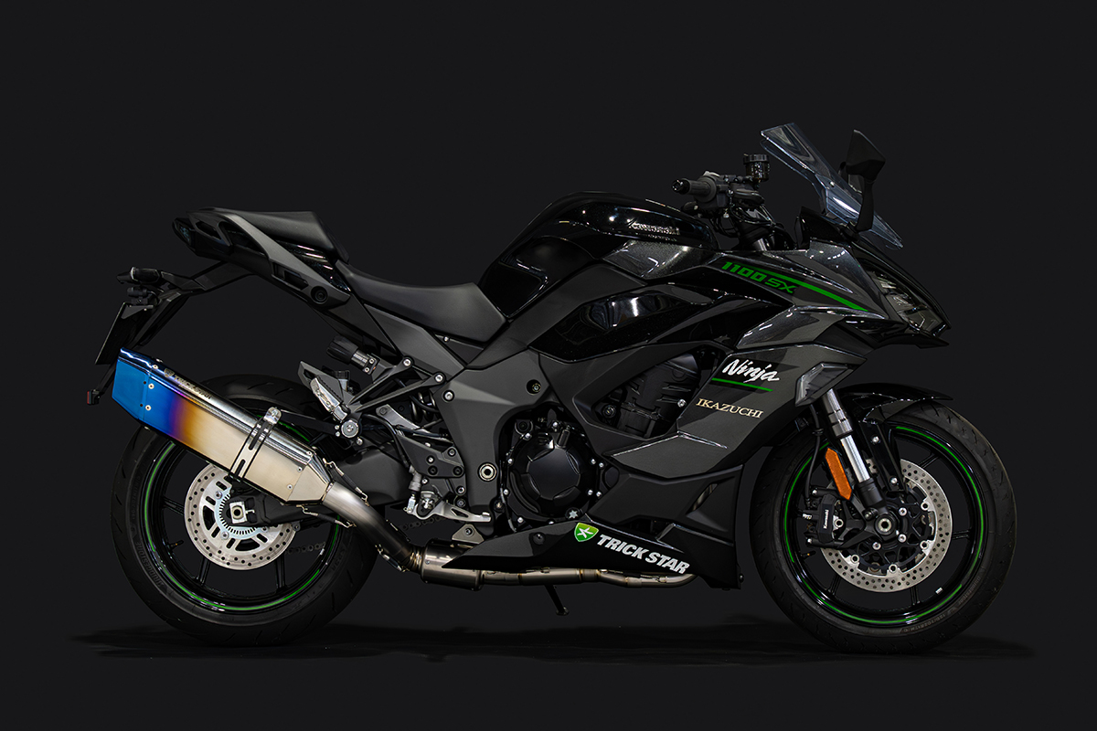 新製品情報】Ninja1100SX政府認証フルエキゾーストマフラーIKAZUCHI