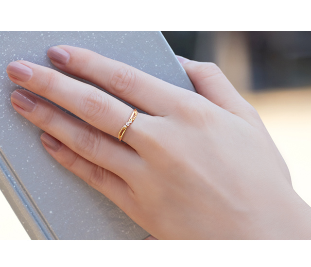 K18イエローゴールドダイヤモンドリング(RFR775)|TSUTSUMI（ジュエリー