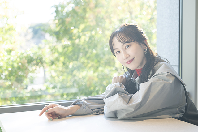 松井玲奈 全編書き下ろしの最新エッセイにつづった“幸せの瞬間” | TV