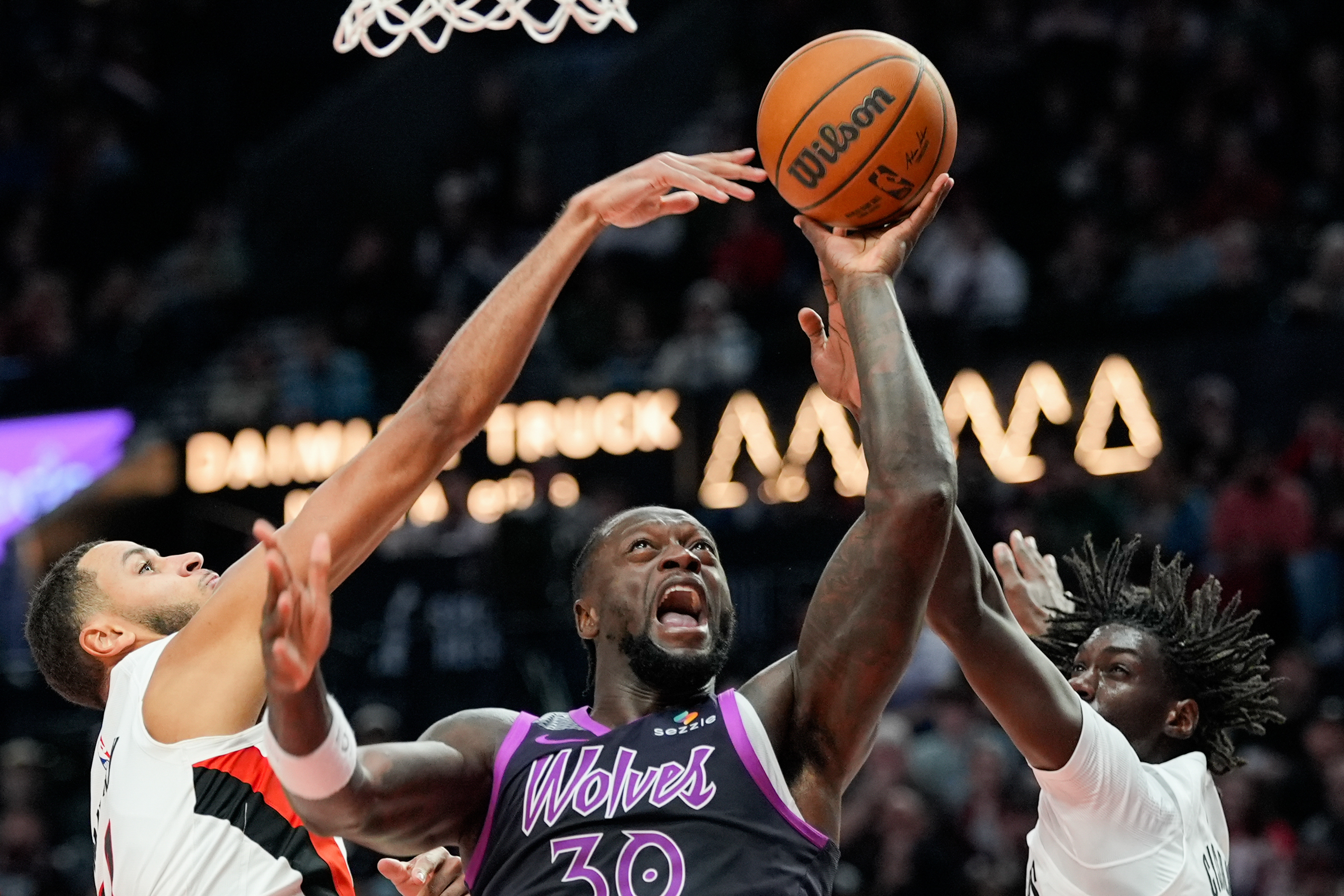 Timberwolves win at Portland