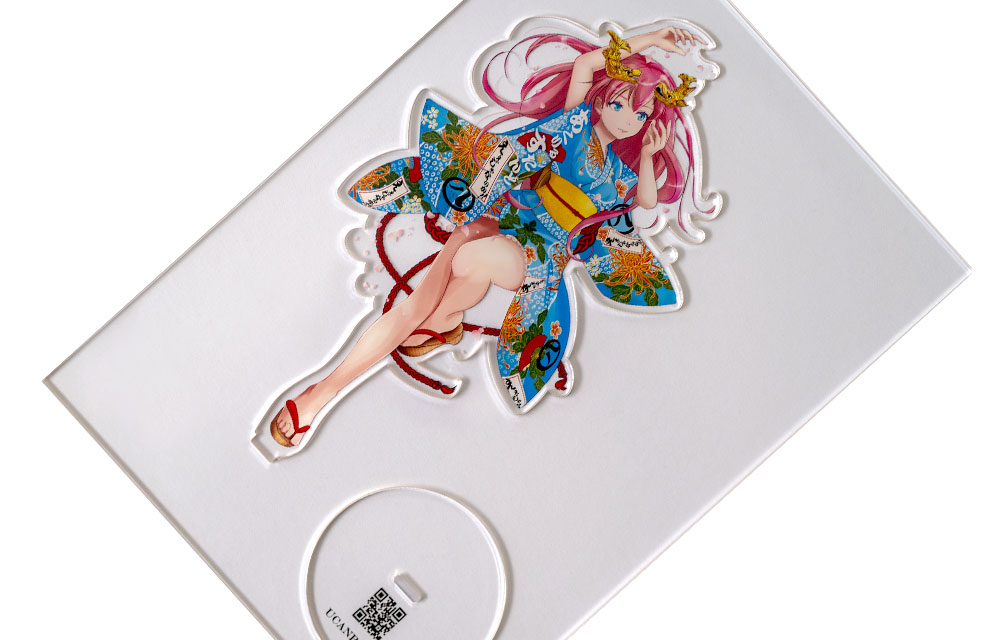 フレーム付きアクリルスタンドB7（91×128mm）：キレイな缶バッジと