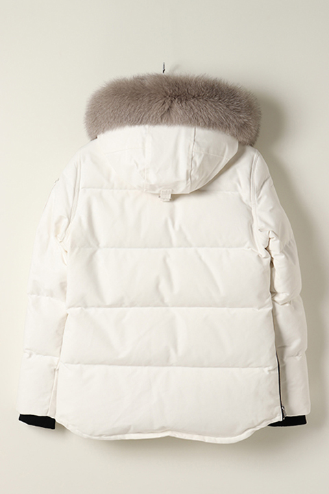 SOLD}【WOMENS】MOOSE KNUCKLES ムースナックルズ down jacket{20A