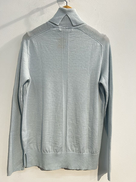 MORABITO BLANC(モラビトブラン) タートルセーター パステルブルー