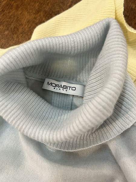 MORABITO BLANC(モラビトブラン) タートルセーター パステルブルー