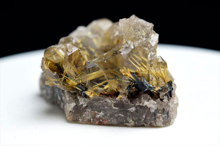 ブラジル産 ゴールドルチルクォーツ クラスター原石｜アップストーン