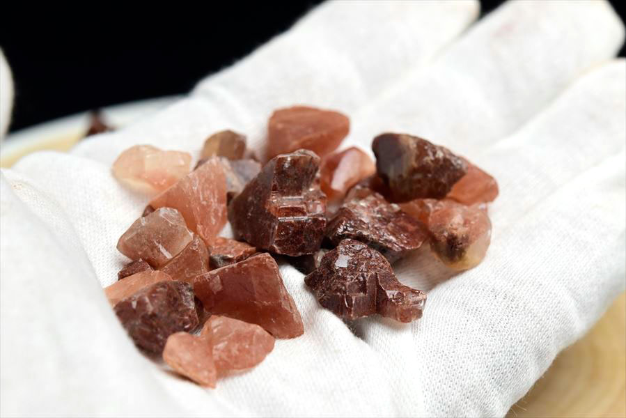 メキシコ産 レッドカルサイト 原石 さざれ｜詰め合わせ｜約100g