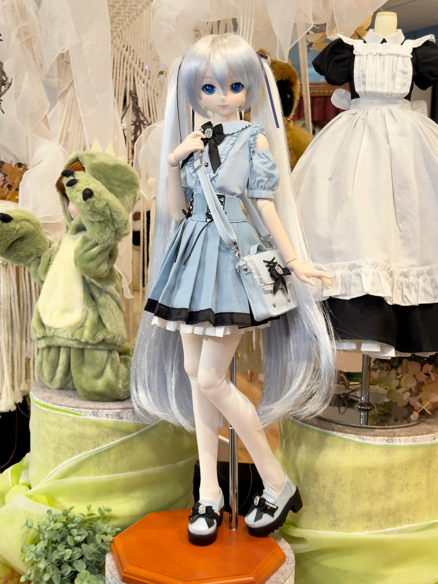 こあくま♥キュートな「小悪魔ワンピセット（水色）」のご紹介