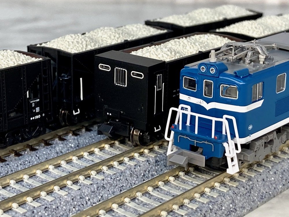 デキだ！ ヲキフだ！ 秩父の貨物列車だ！！ マイクロエースのデキ200が