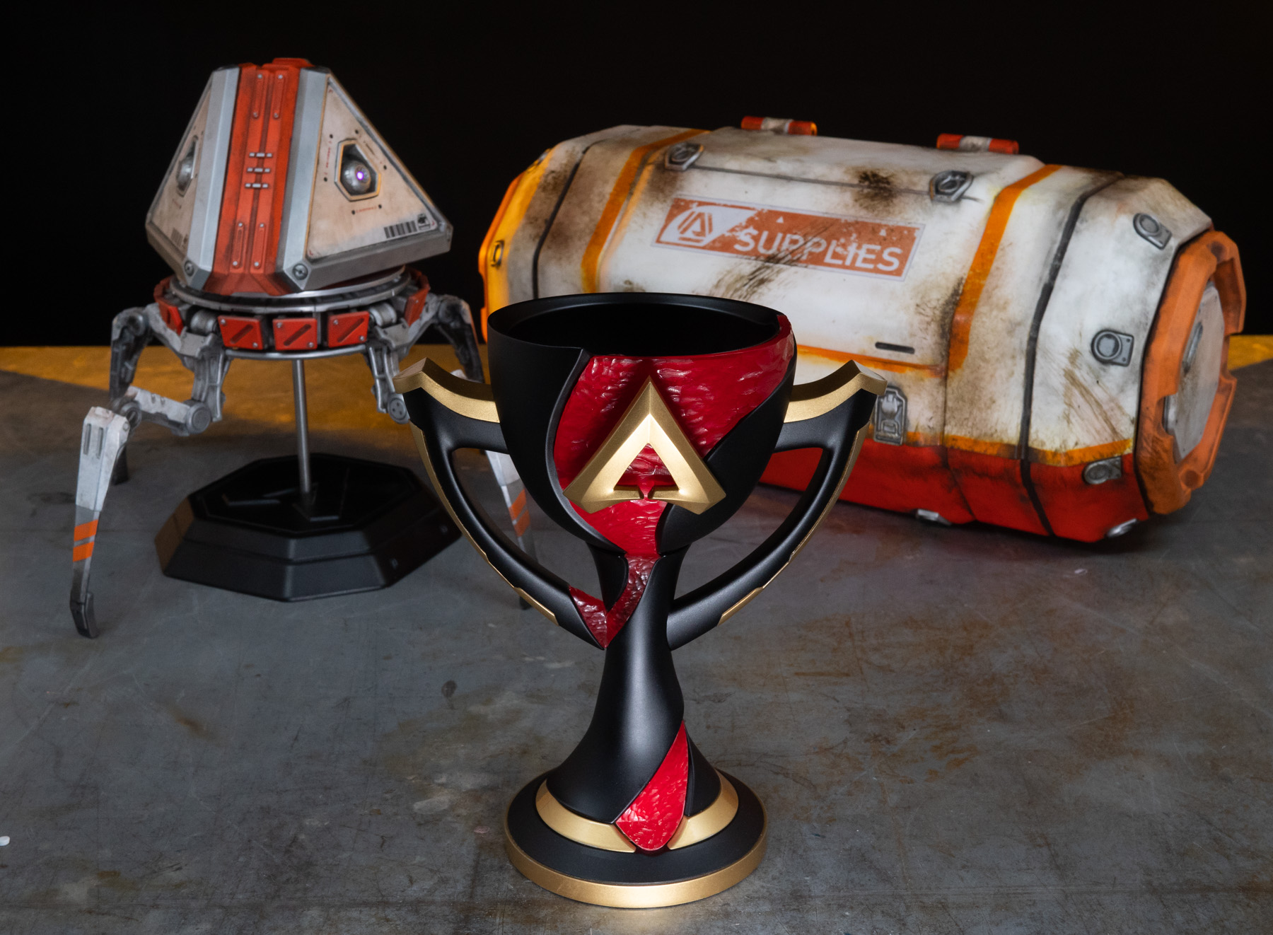 Apex Legends ALGS Winner's Kits – Volpin Props