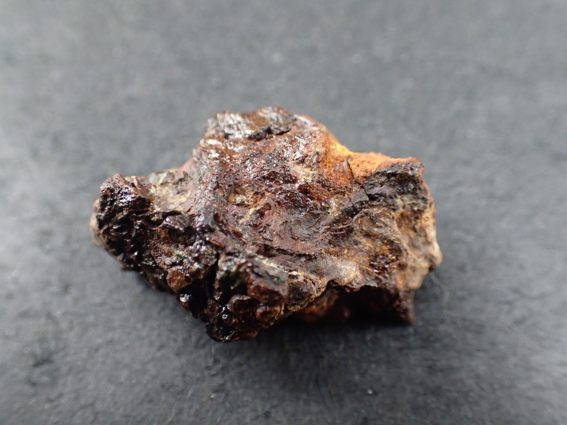 パラサイト(Pallasite、石鉄隕石) ｜石の販売専門店【vec stone club】