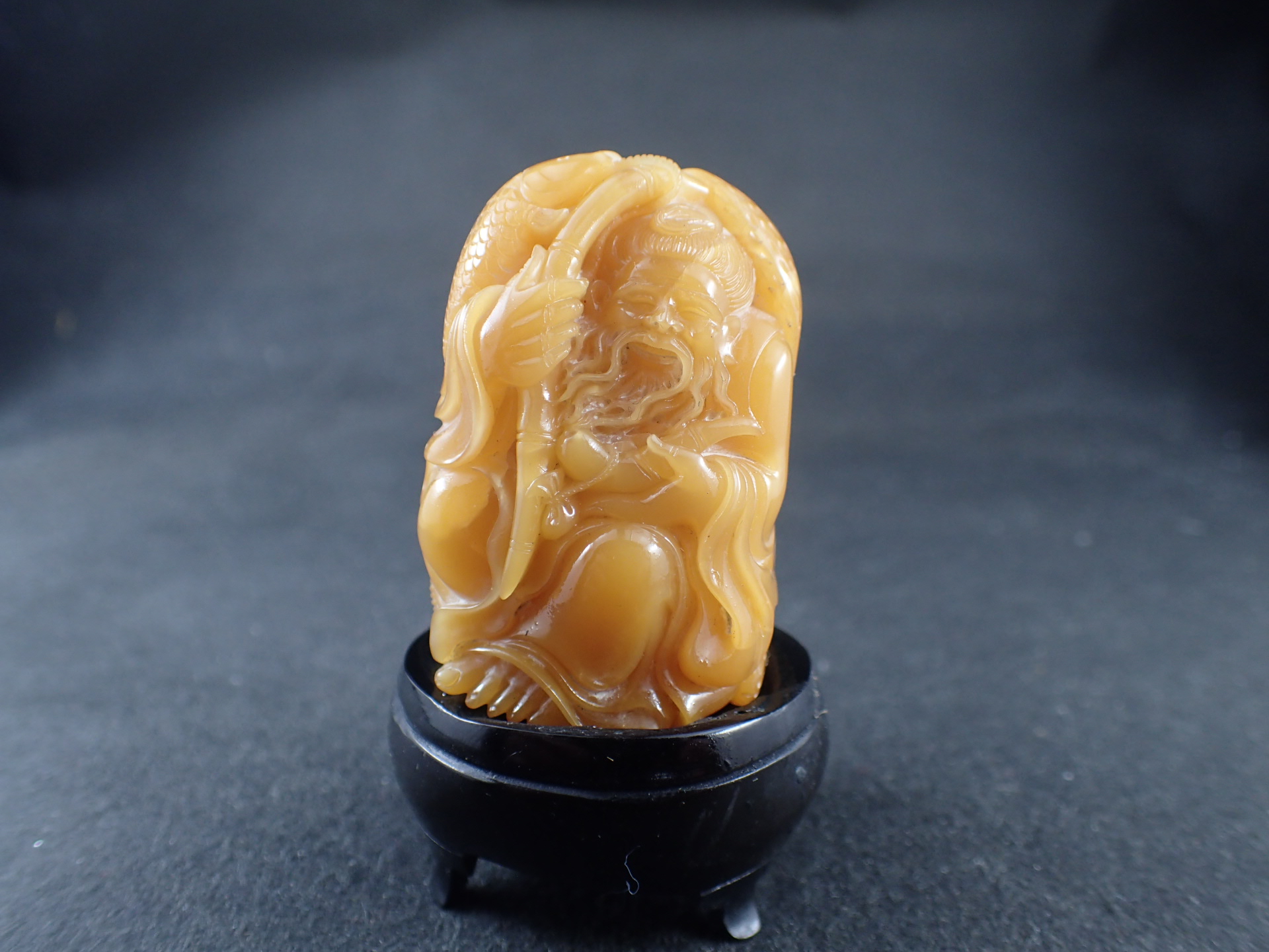 最高品質寿山石（寿山堀性石)（通）彫刻品 马 铭生 氏 作 中国福建省産