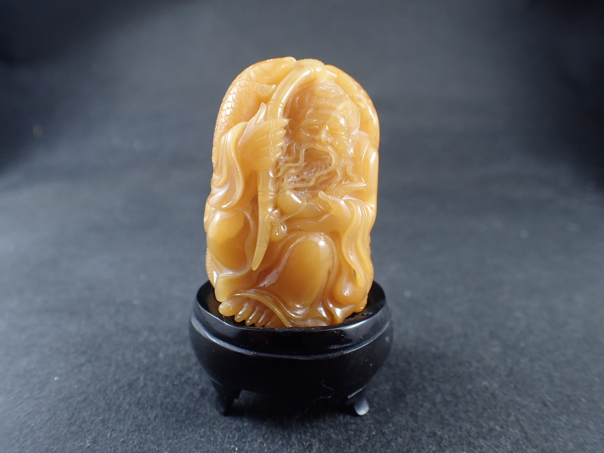 最高品質寿山石（寿山堀性石)（通）彫刻品 马 铭生 氏 作 中国福建省産