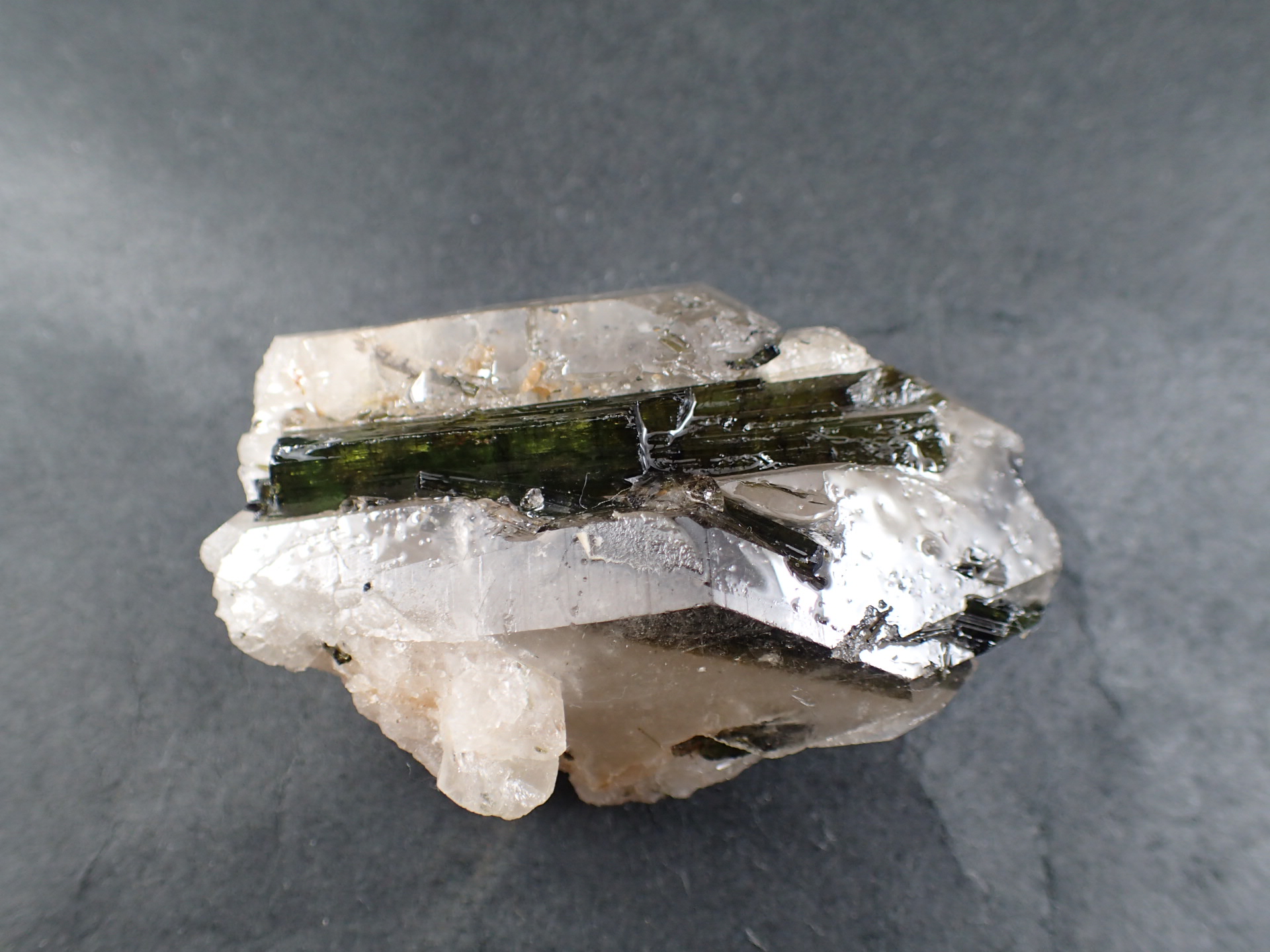 最高品質グリーントルマリンインクォーツ ブラジルミナスジェライス州