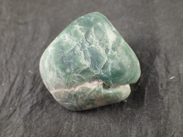 最高品質糸魚川翡翠(Jadeite) 新潟県糸魚川市 産 ｜石の販売専門店