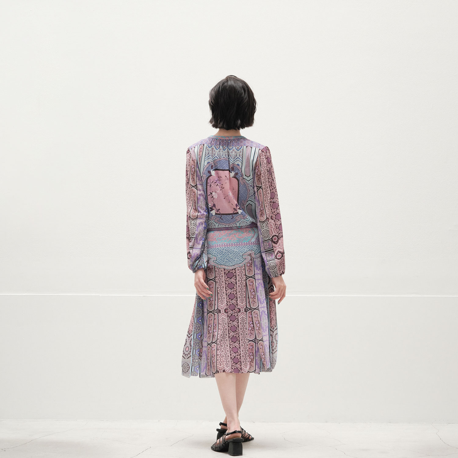 Palace bird printed on stretch net スカート｜VIVIENNE TAM