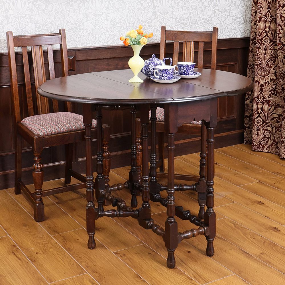 ダイニング – アンティーク家具と雑貨の店 ビクトリアンクラフト