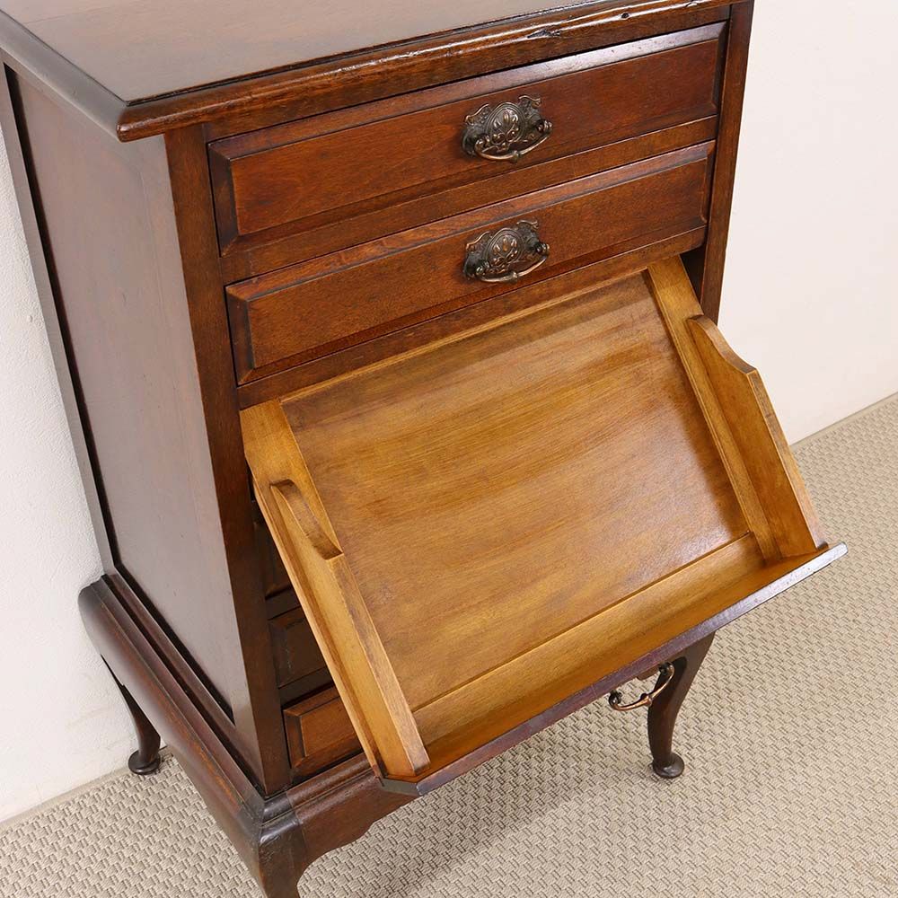 ユニークな仕様の引出です♪ チェスト VC113-265 – アンティーク家具と