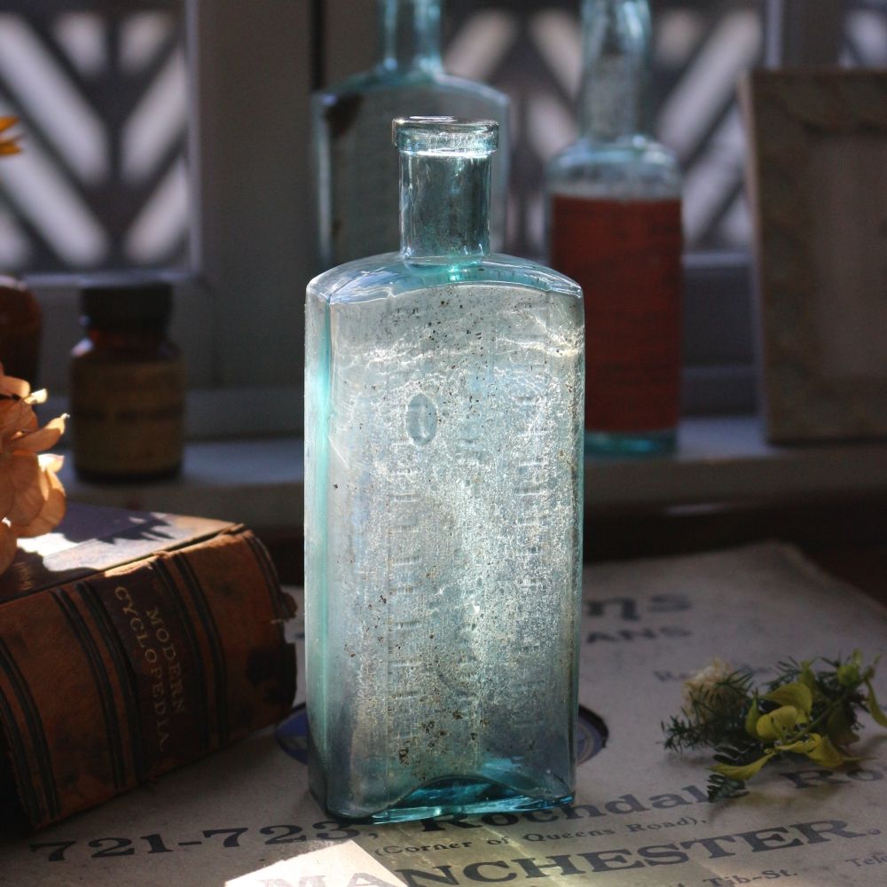 アンティーク ボトル／ガラス瓶 – アンティーク家具と雑貨の店