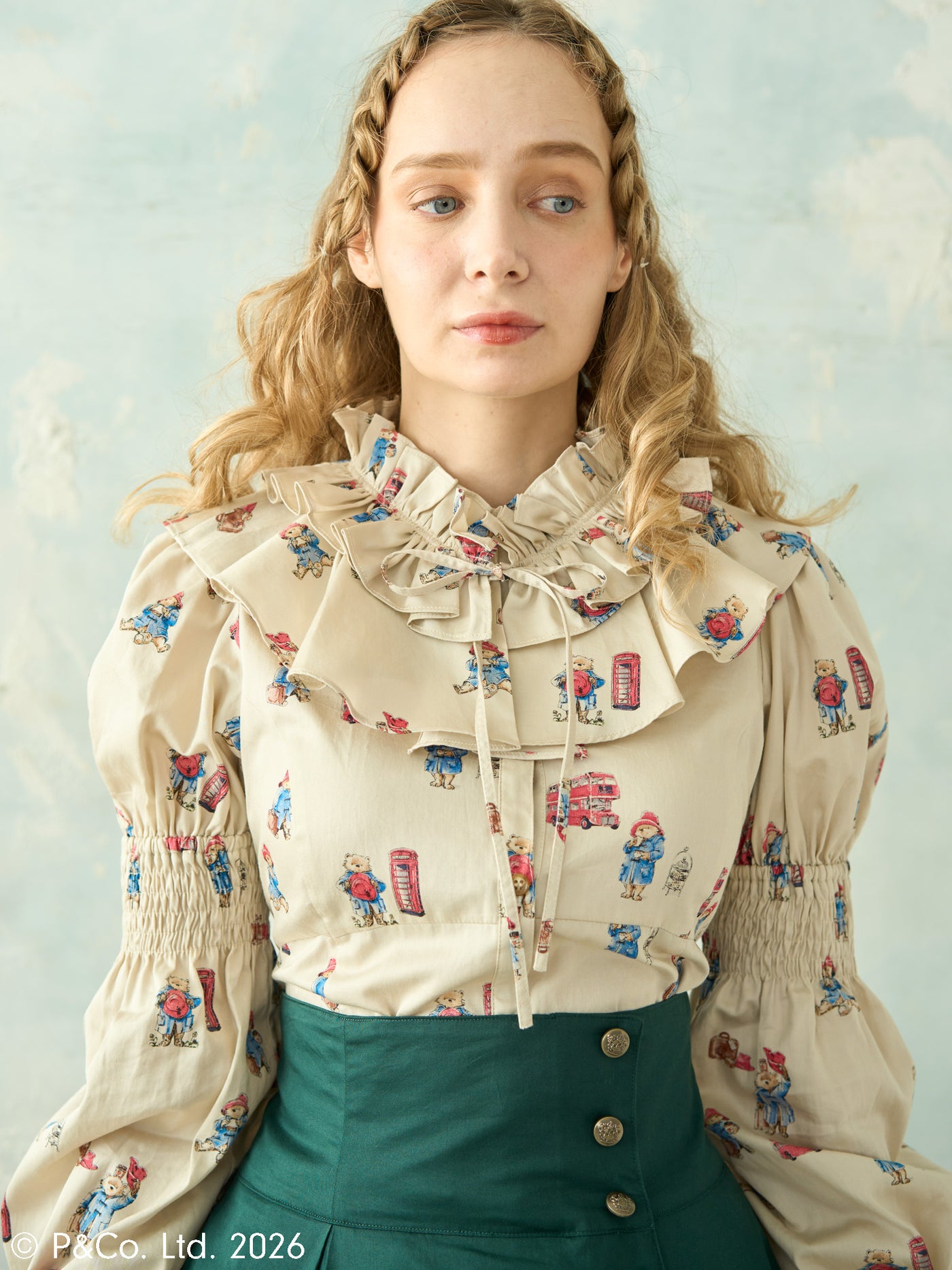 Paddington™ ラッフルフリルブラウス【受注期間: 2/27 12:00 - 3/16 10