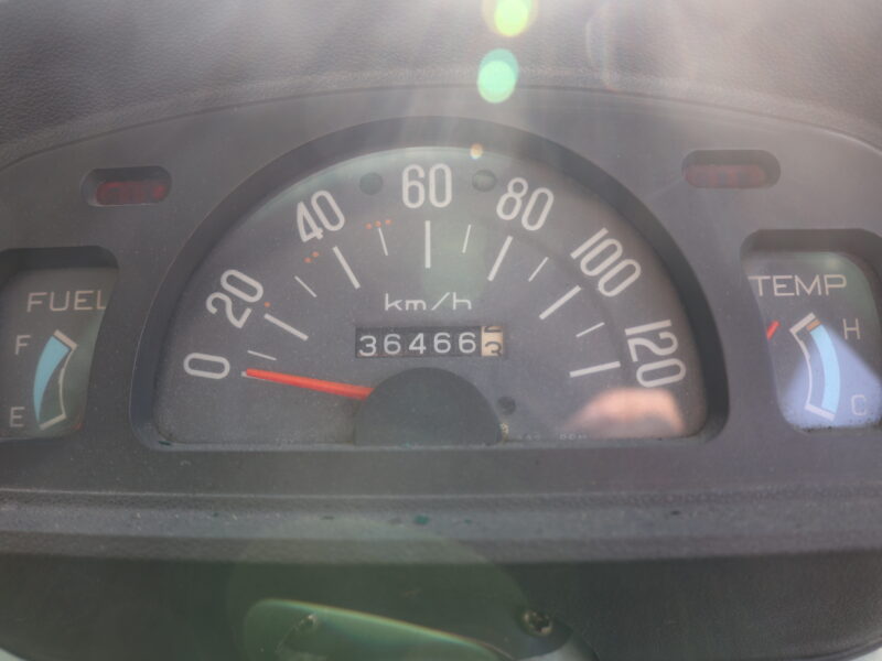 キャロル 4ドア | VRP｜岐阜の機械設計会社です。旧車・バイク販売も展開中