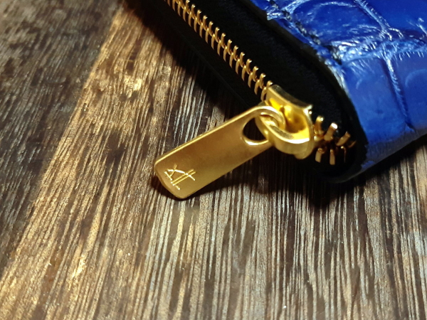 オーダーメイド＆ハンドメイドのレザークラフト工房 Xartifact