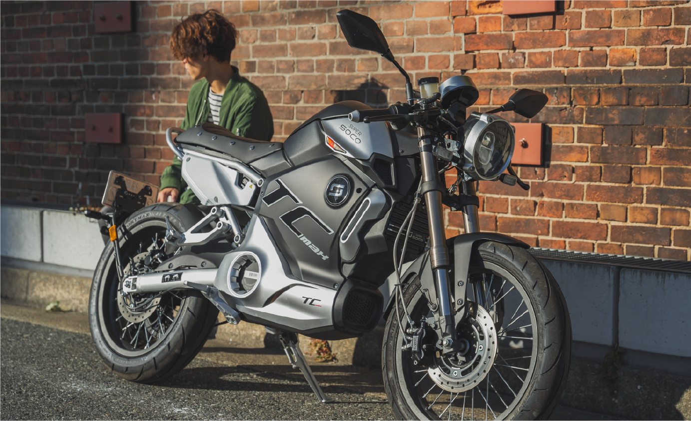 SUPER SOCO TC MAX 最高時速95km/hの電動カフェレーサーバイク