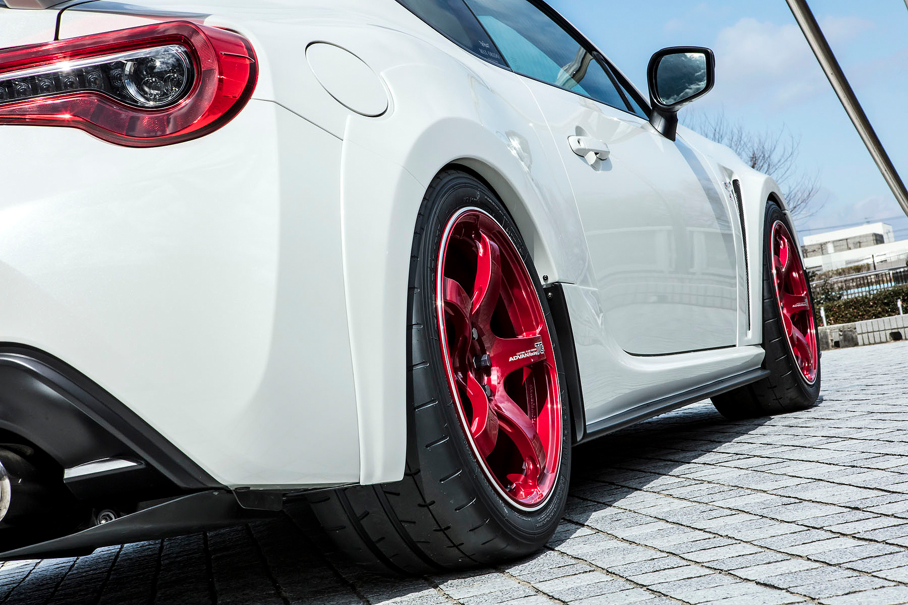 TOYOTA 86 [ZN6] 2017y /K-one [SHOP DEMO-CAR] | 全国の有名ショップ