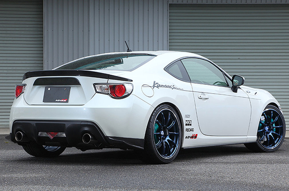TOYOTA 86 [ZN6] 2012y / Kansaiサービス [SHOP DEMO-CAR] | 全国の
